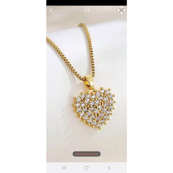 Women's Gold Heart Pendant Necklace - Picture 1 of 5